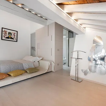 Luxury Rooftop Piazza Erbe Verona