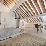 Luxury Rooftop Piazza Erbe Verona