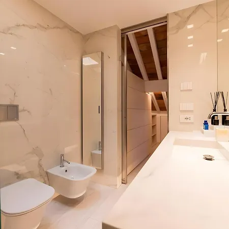 Appartamento Luxury Rooftop Piazza Erbe *